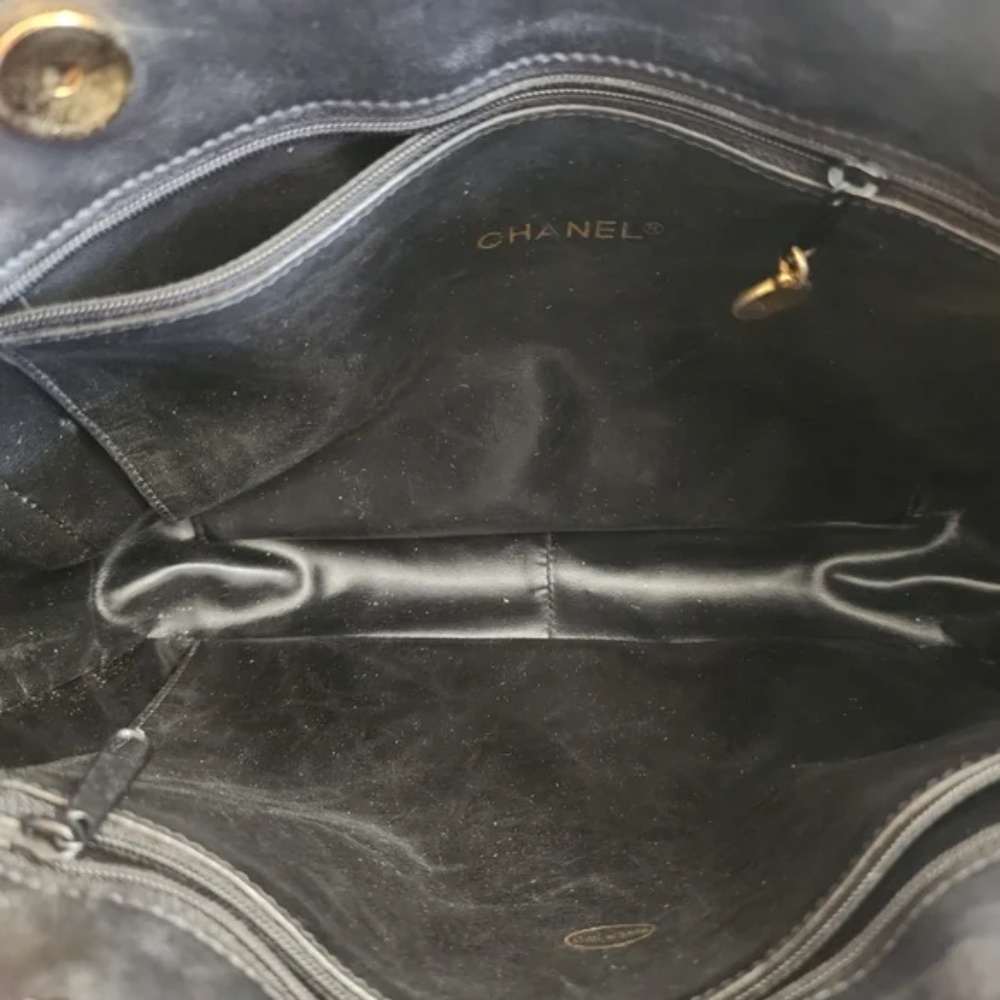 Authentic vintage CHANEL black quilted Matelasse lambskin tote bag with COA - Picture 14 of 16